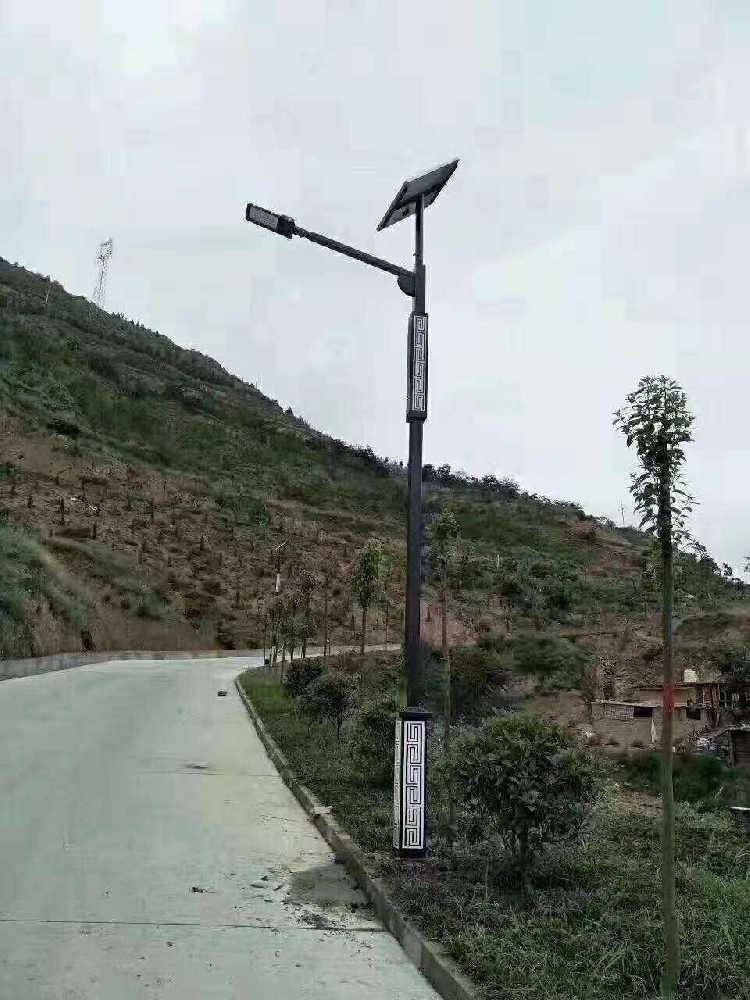 达拉特旗仿古太阳能路灯
